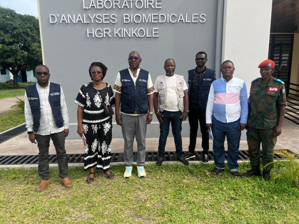 L'équipe de l'INSP conduite par le Coordonnateur du COUSP, Professeur Christian Ngandu