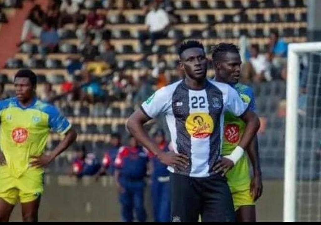 Un joueur du TP Mazembe et deux de Lupopo à Kamalondo. [Photo d'illustration]