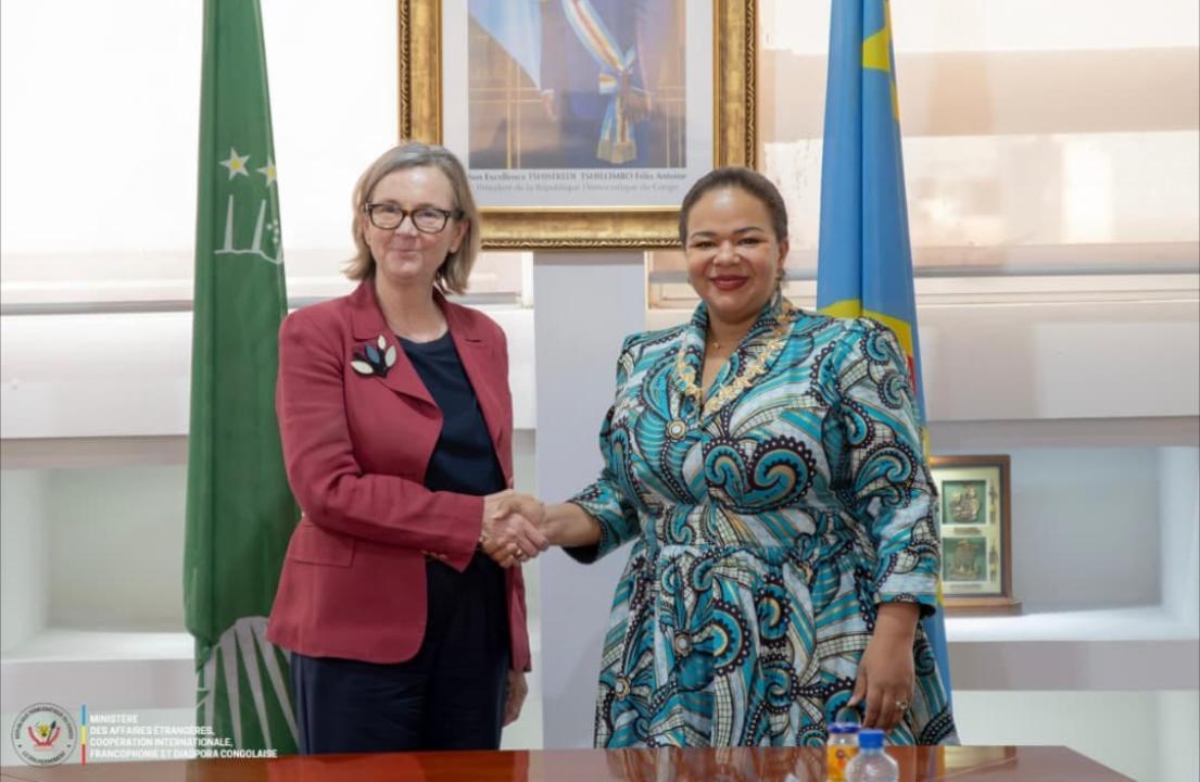 La ministre des Affaires étrangères, Thérèse Kayikwamba Wagner, et Patricia Llombart, Directrice générale Afrique du Service européen pour l’action extérieure de l’UE [ photo d'illustration]