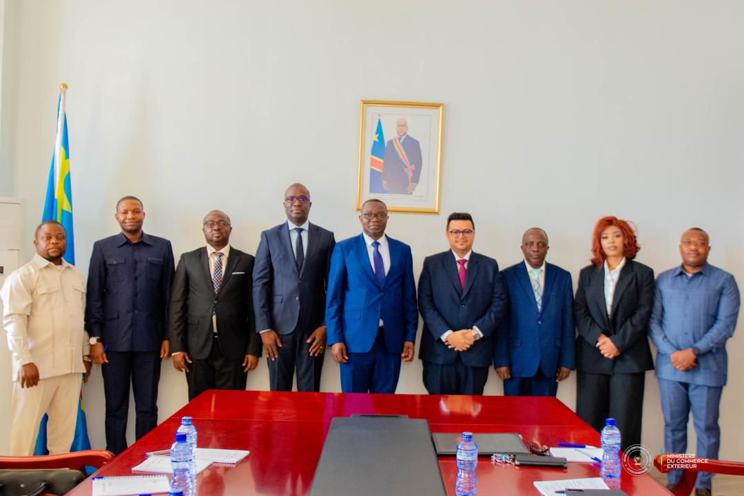 Le ministre du Commerce extérieur Julien Paluku Kahongya et les partenaires de Rawbank et du Royaume-Uni [photo d'illustration]