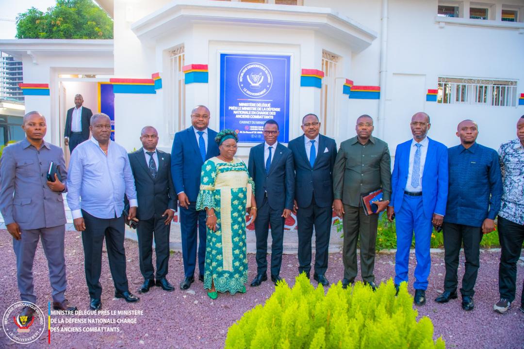 Le Ministre délégué Eliezer Ntambwe et les élus nationaux de Maï-Ndombe, lundi 04 mai 2026