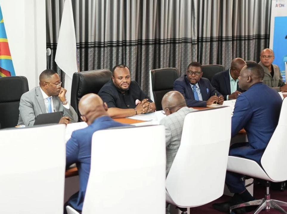 Réunion entre Gouvernorat de Kinshasa et SNEL SA.