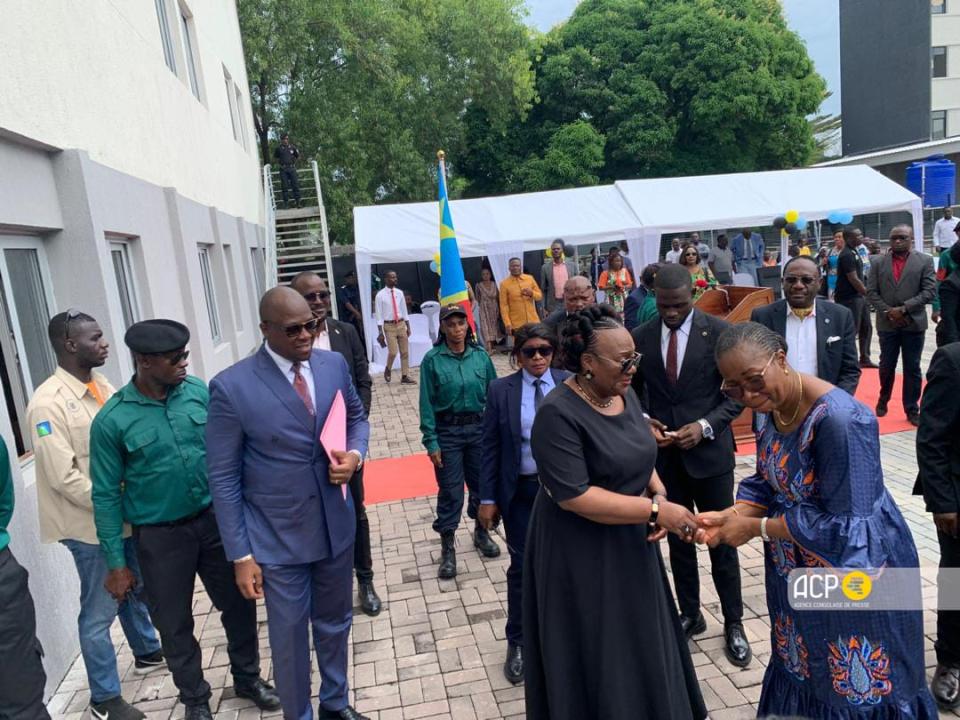 La ministre de l'ESU Marie-Thérèse Sombo lors de la cérémonie officielle de la remise de clé de nouveau home de l'Université Pédagogique nationale (UPN)