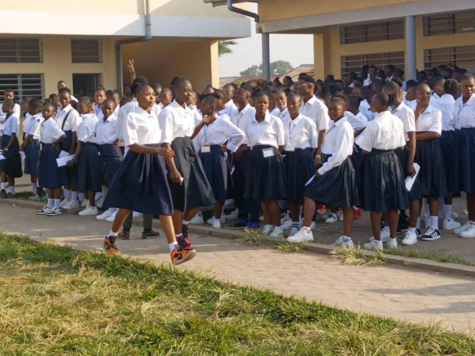 Des élèves filles dans une école en RDC [photo d’illustration]