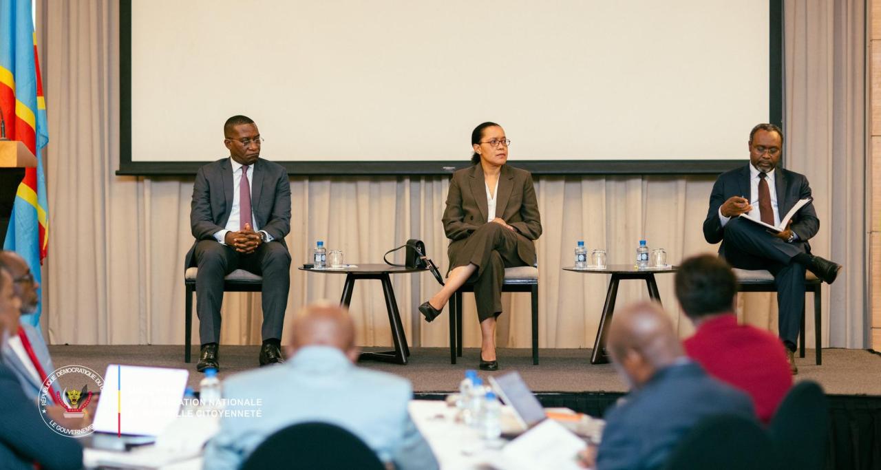 En présence du ministre du Plan, Guylain Nyembo, la ministre Raïssa Malu lance la revue à mi-parcours du projet d’apprentissage et d’autonomisation des filles