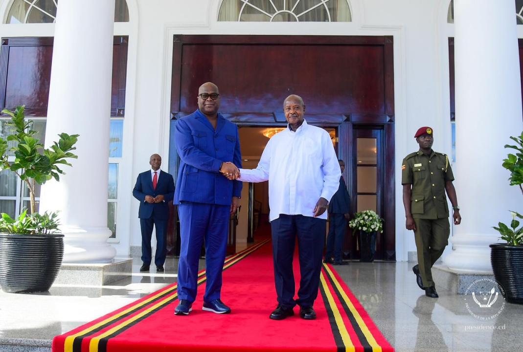 Félix Tshisekedi et Yoweri Museveni ce lundi 11 mai 2026 au palais présidentiel ougandais à Kampala