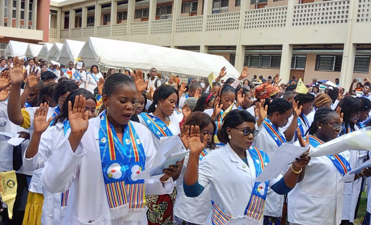 Prestation de serment des infirmiers en marge de la journée nationale de la profession infirmière en RDC [photo d'illustration]