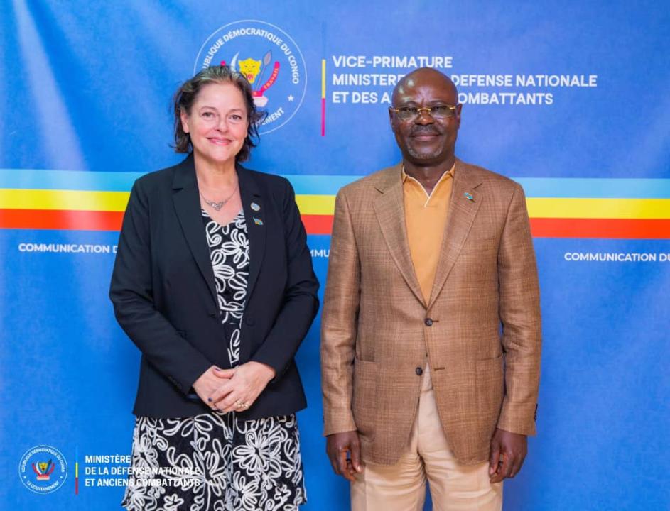 Vivian van de Perre,  Représentante spéciale adjointe du Secrétaire général des Nations Unies, reçue par le VPM de la Défense, Guy Kabombo Muadiamvita