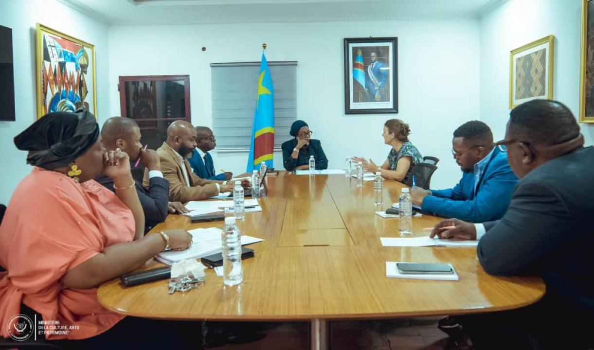 La ministre Yolande Elebe Ma Ndembo échange avec une délégation conduite par Lot Debruyne, cheffe de mission adjointe de la Belgique en RDC