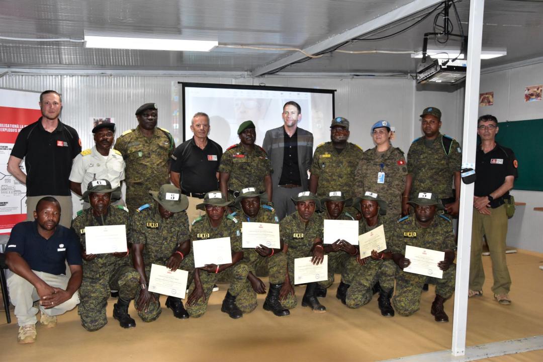 Huit militaires FARDC certifiés après l’ouverture d’un centre de déminage à Beni
