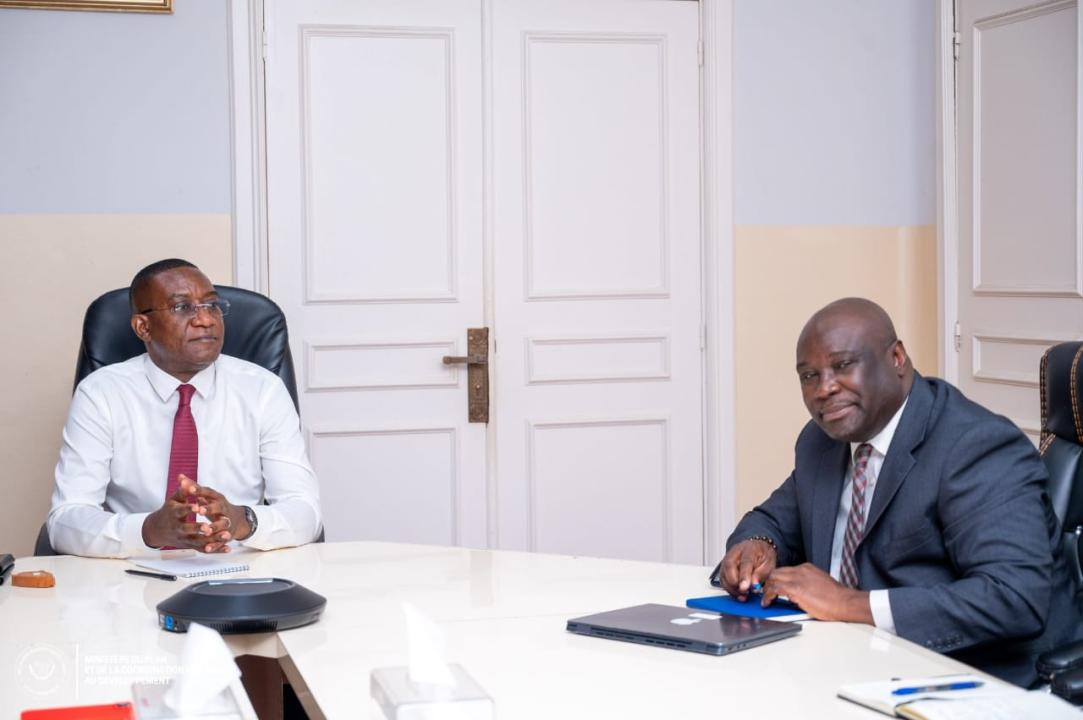 Le ministre du Plan Guylain Nyembo et le représentant de la BM [photo d'illustration]