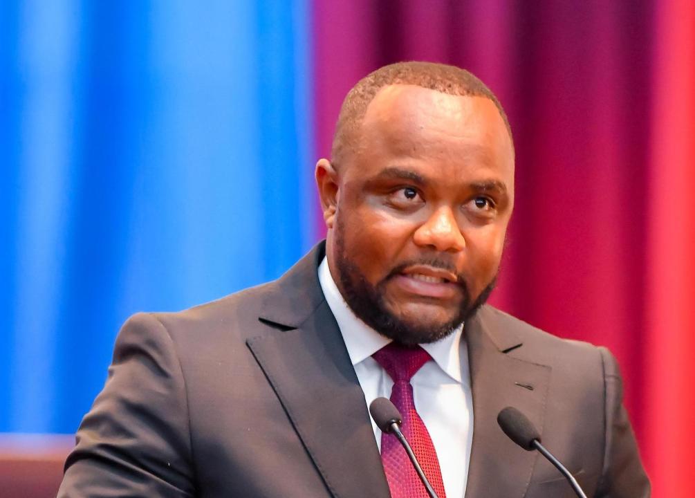 Le président du CSAC Christian Bosembe devant les élus nationaux, jeudi 28 mai 226
