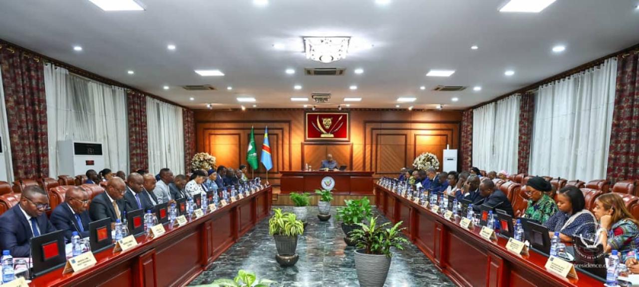 Les membres du Gouvernement congolais réunis en réunion du conseil des ministres sous la présidence de Félix Tshisekedi