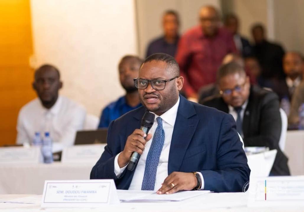 Le ministre Doudou Fwamba préside la validation du rapport 2025 du FONAREDD