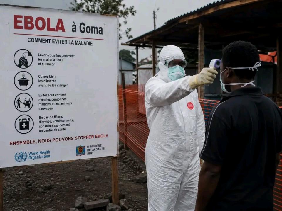 Des agents de santé engagés dans les activités de dépistage et de prévention d'Ebola en RDC