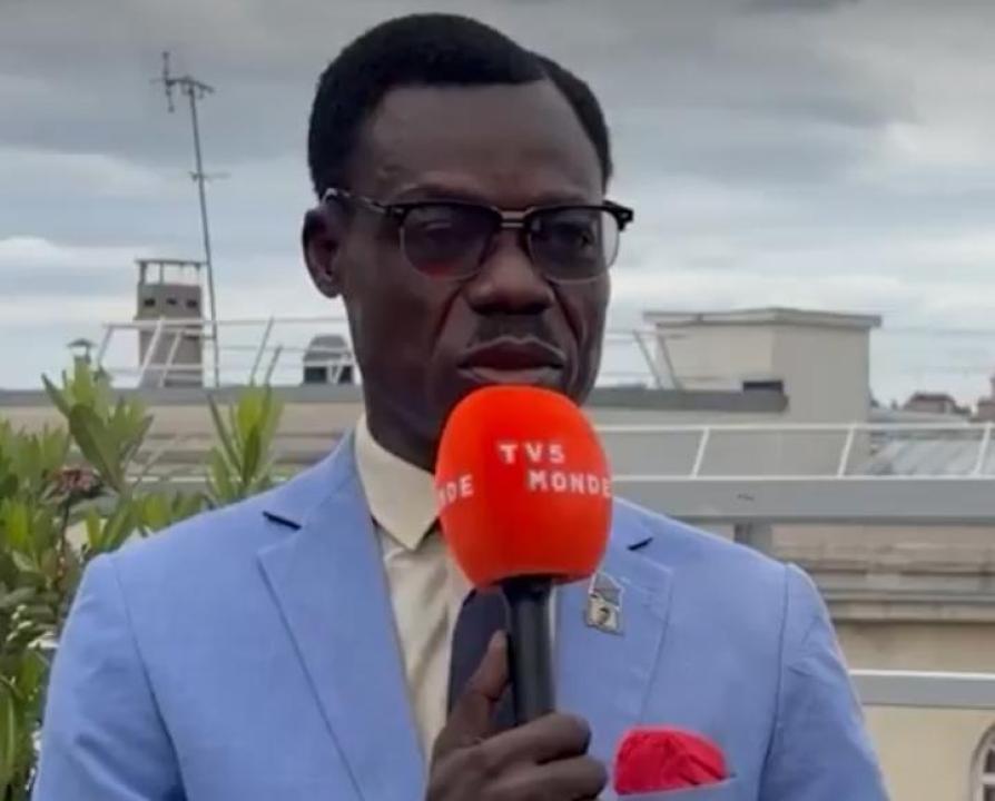 Michel Kuka dit Lumumba Vea lors d'une interview accordée à TV5Monde Afrique