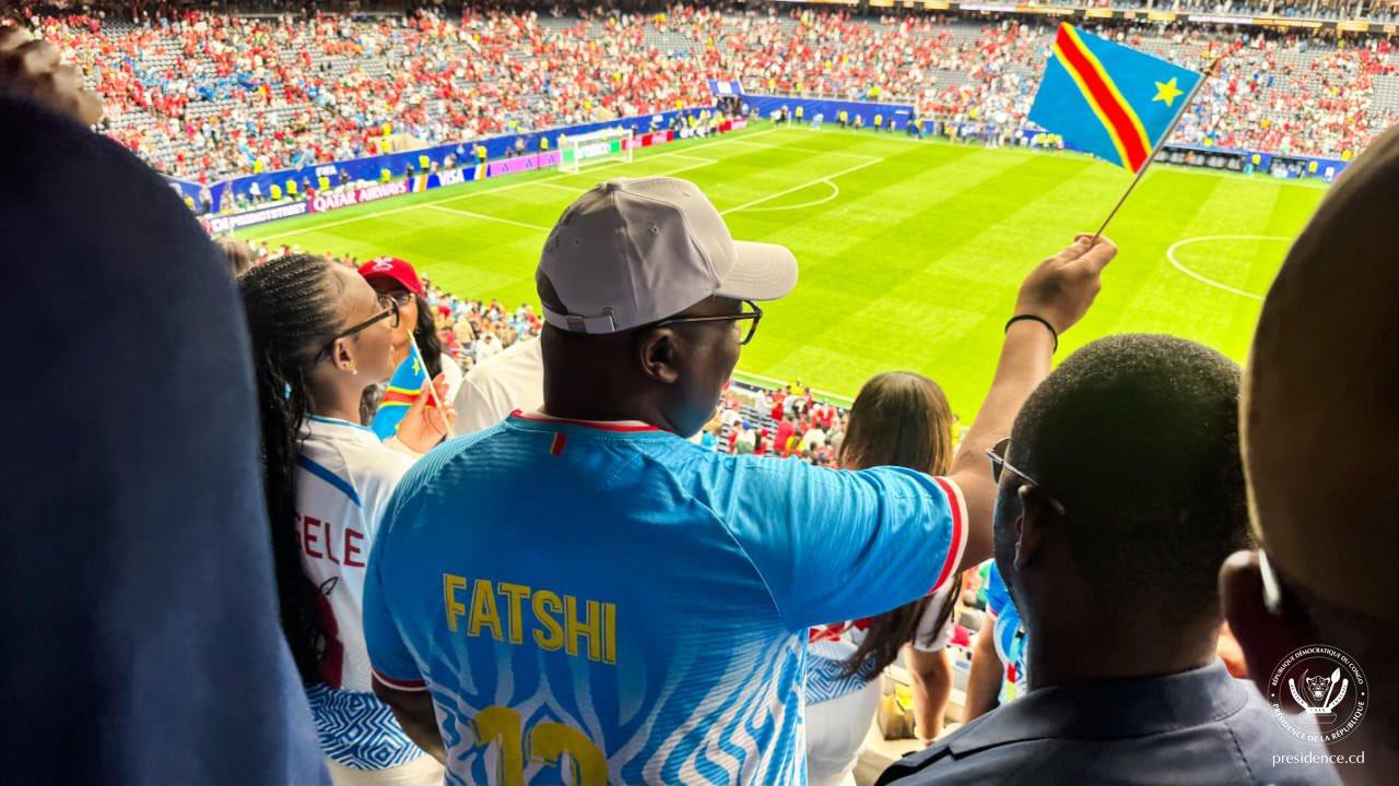 Le chef de l'État Félix Tshisekedi, depuis la tribune du NRG Stadium de Houston, apporte son soutien aux Léopards face à la Seleçao du Portugal, mercredi 17 juin 2026
