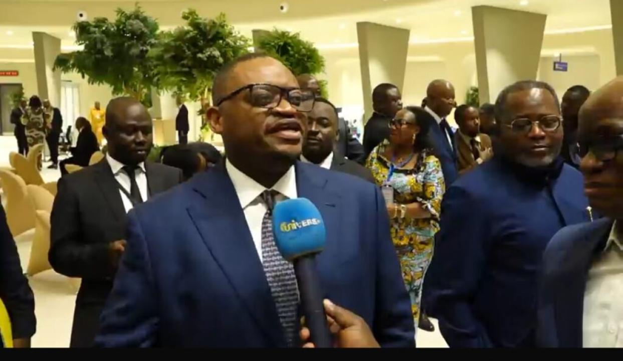 Le ministre des Finances, Doudou Fwamba, lors de l'inauguration de la rotonde de l'aéroport international de N'djili [Photo d'illustration]