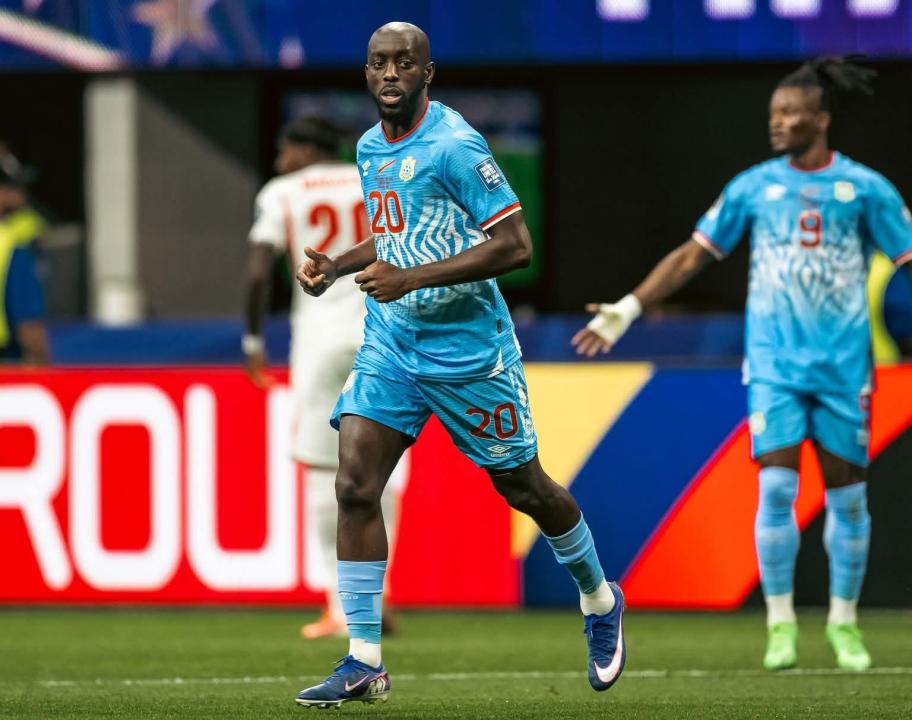 Yoane Wissa sous les couleurs des Léopards lors du match perdu contre l'Angleterre le 01 juillet 2026