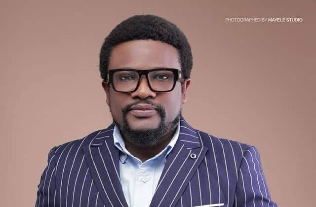 Steve Bandoma, artiste-plasticien congolais