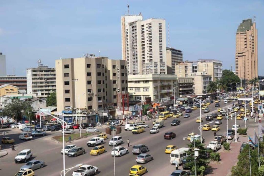 Vue aérienne du Boulevard du 30 juin à Kinshasa, capitale de la République Démocratique du Congo