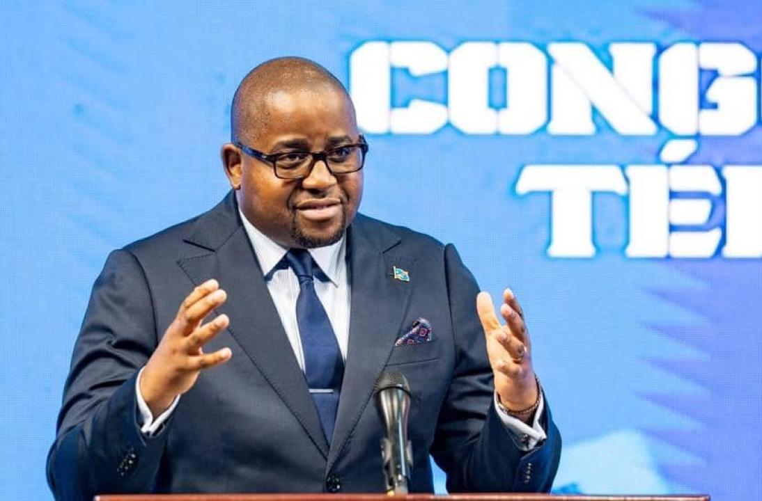 Floribert Anzuluni, ministre de l'intégration régionale