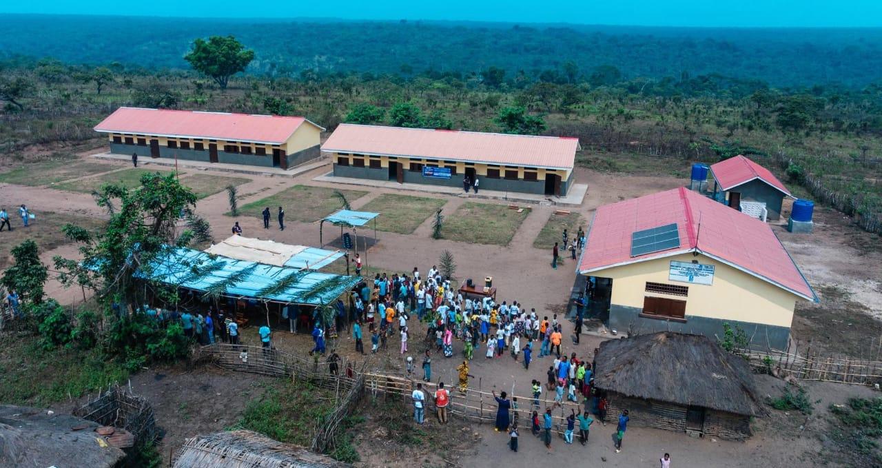 L'École primaire Ngindu Shindanyi construite dans le cadre du PDL-145T mise en service à Luebo, dans la province du Kasaï