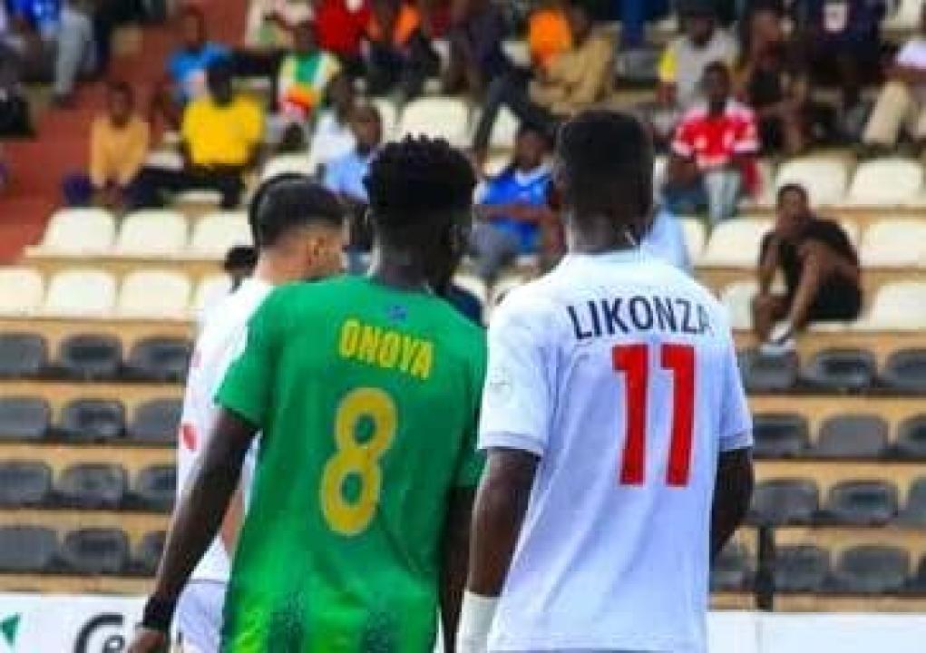 Le milieu du terrain de l'AS Maniema Union, Charve Onoya et Glody Likonza. [Photo d'illustration]