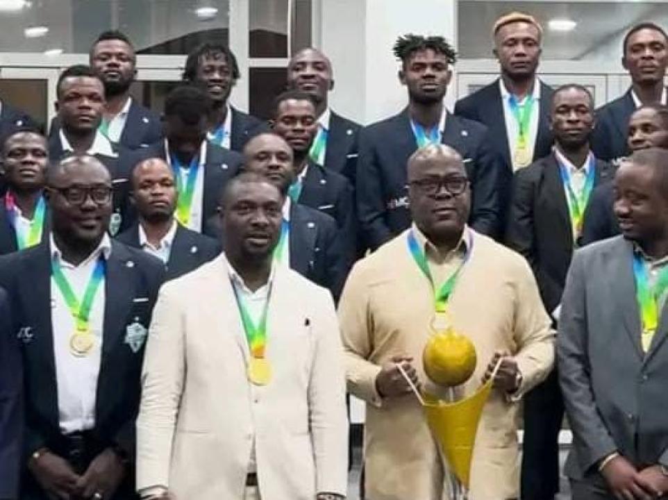 Le staff et joueurs du DC Virunga, conduits par leur président Patrick Munyomo, reçus par le Président de la République, Félix-Antoine Tshisekedi Tshilombo