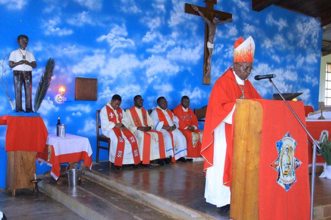 Monseigneur Sikuli Melchisédech lors d’une messe dans le diocèse de Butembo-Beni