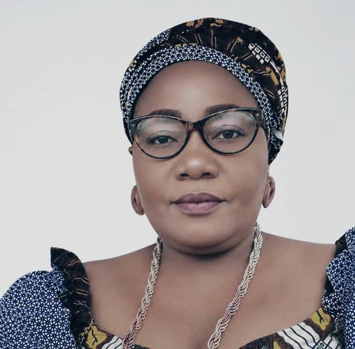 Clarisse Phola Tedika, experte en travail social
