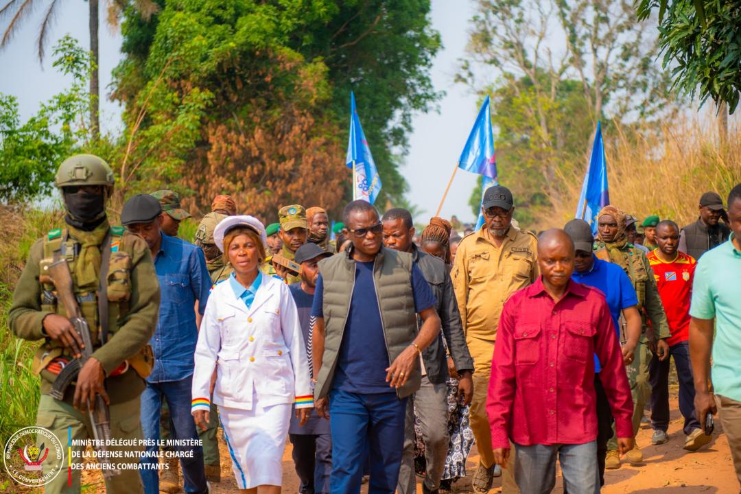 Le ministre délégué Eliezer Ntambwe, lors d'une descente à Lubao, mercredi 26 août 2026