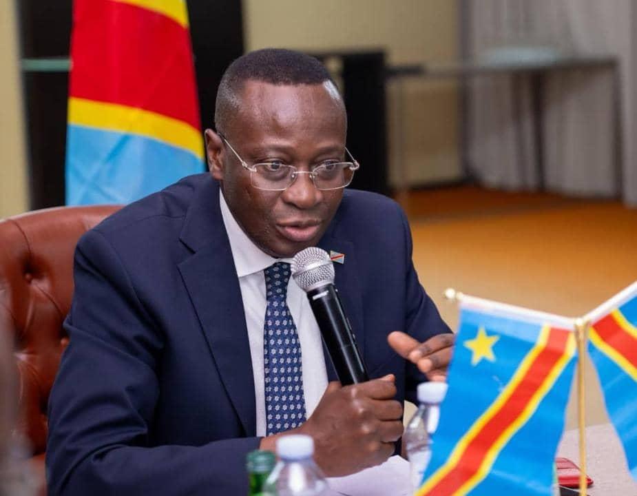 Daniel Mukoko Samba, ministre d'État, ministre chargé de l'économie nationale