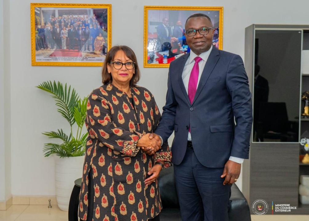 Le ministre du Commerce extérieur Julien Paluku Kahongya et Sandip Verma, responsable du Consortium de Partenariat Commercial du Royaume-Uni [photo d'illustration]