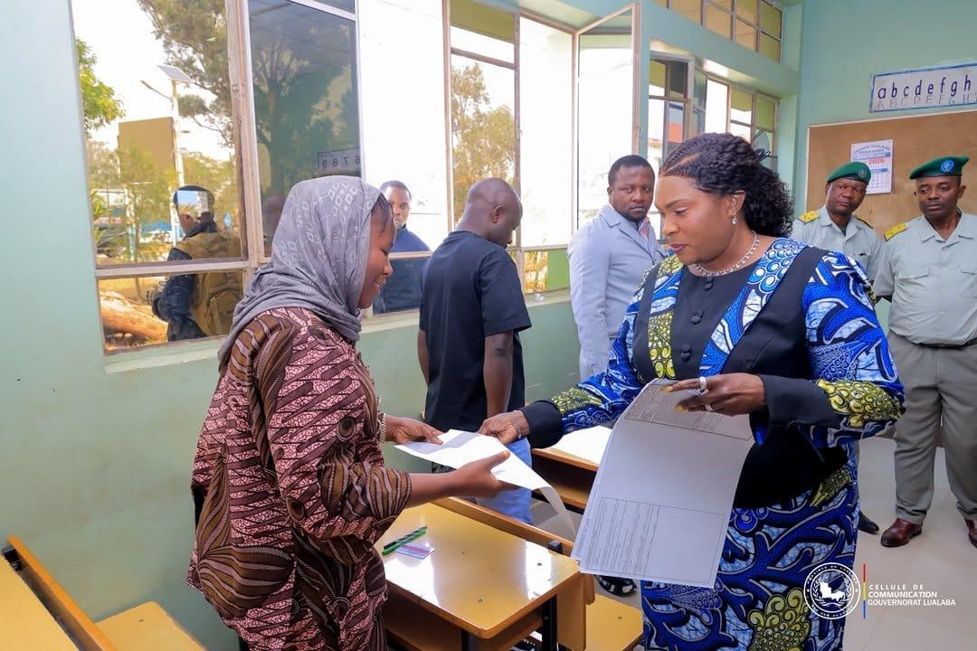 La gouverneure du Lualaba, Fifi Masuka supervise le concours d'examen [photo d'illustration]