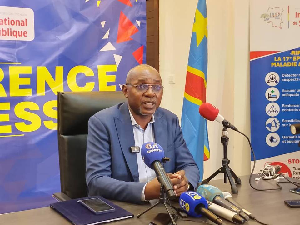 Professeur Christian Ngandu, coordonnateur du Centre des opérations d'urgence de santé publique (COUSP)