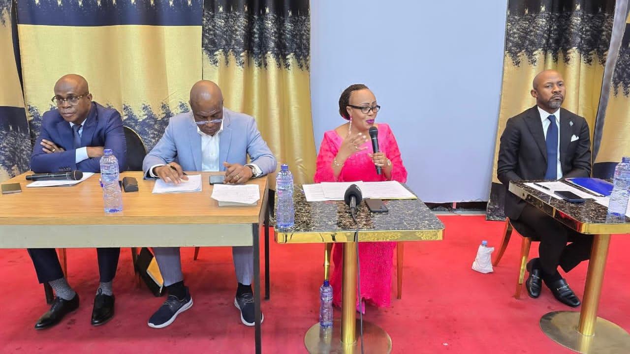 L'opposant Martin Fayulu, Marie-Ange Mushobekwa et le ministre de la Communication et Médias, Patrick Muyaya [photo d'illustration]