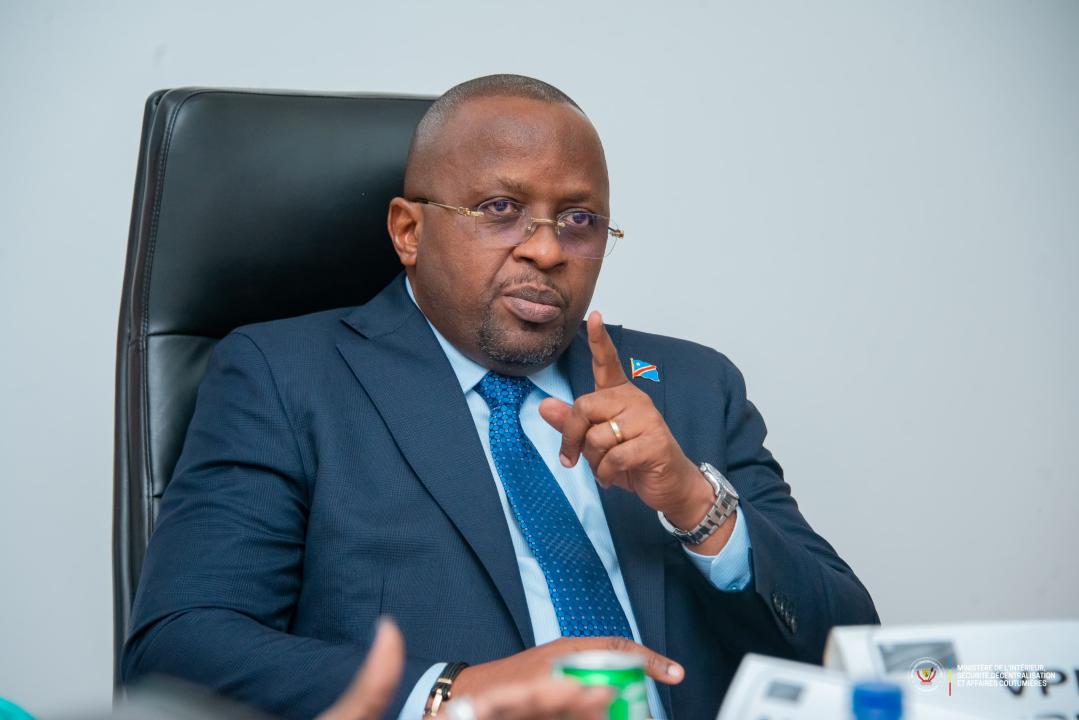 Le VPM en charge de l'Intérieur et Sécurité Jacquemain Shabani Lukoo