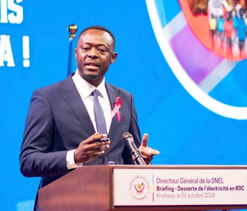 Le DG de la SNEL lors du briefing presse du jeudi 01 octobre 2026 à Kinshasa