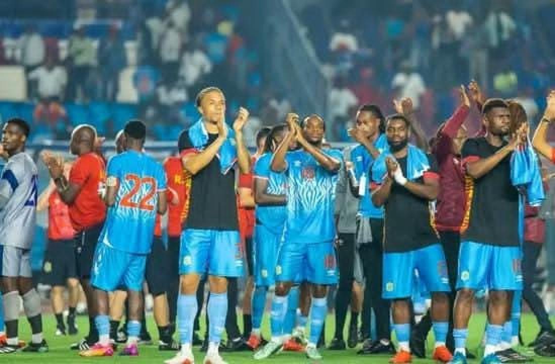 Les Léopards de la RDC après leur victoire face au Nzalang Nacional de la Guinée équatoriale au Stade des Martyrs.