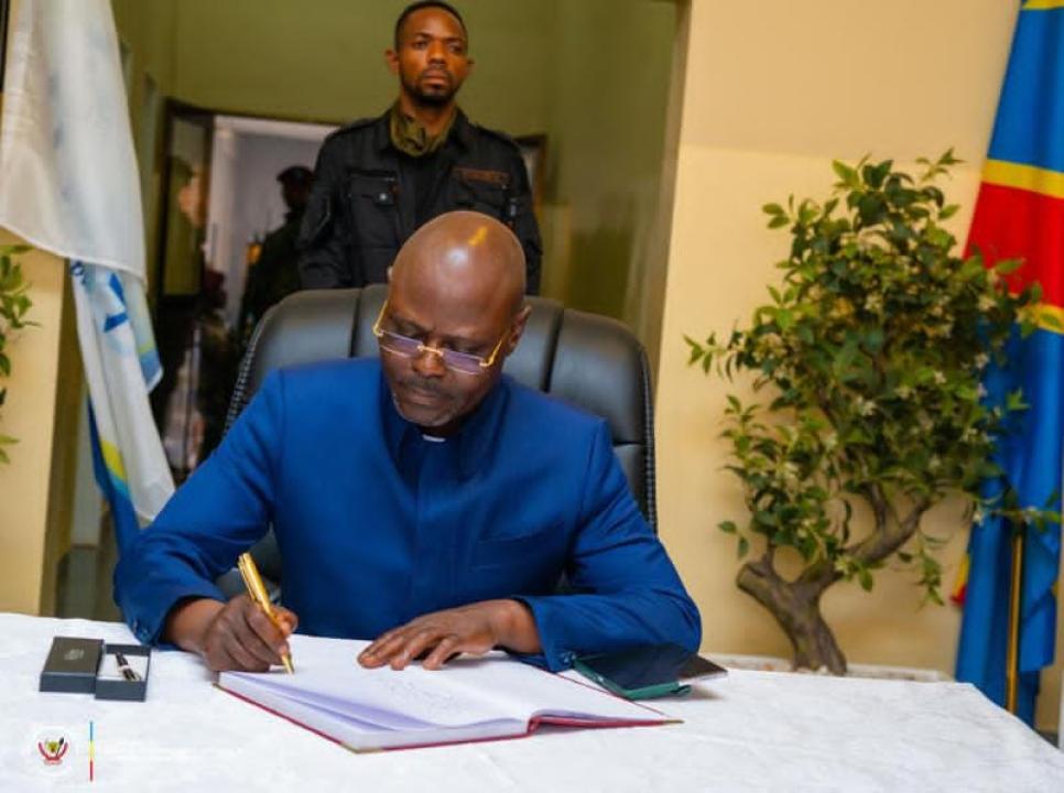 Le vice-Premier ministre chargé de la Défense nationale et des Anciens combattants, Guy Kabombo Muadiamvita