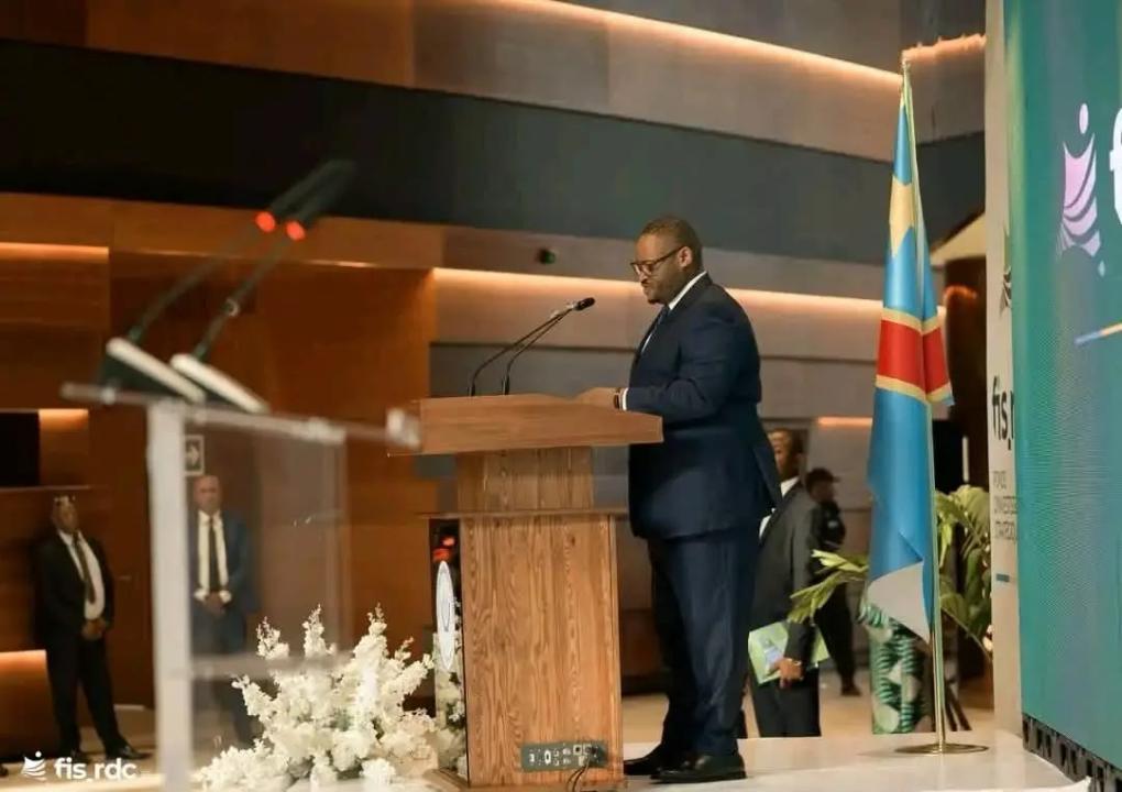 Doudou Fwamba Likunde Li-Botayi, ministre des Finances de la RDC