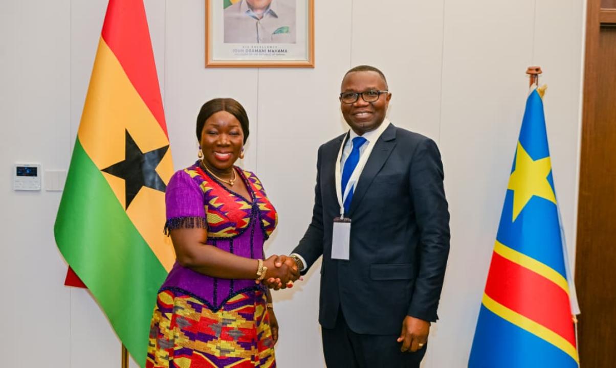 Le ministre du Commerce extérieur, Julien Paluku Kahongya, et son homologue ghanéenne du Commerce, de l’Industrie et de l’Agrobusiness, Elisabeth Ofosu-Adjare